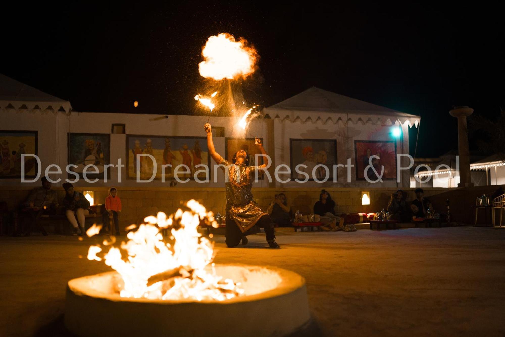 Desert Dream Royal Camp & Pool ジャイサルメール エクステリア 写真